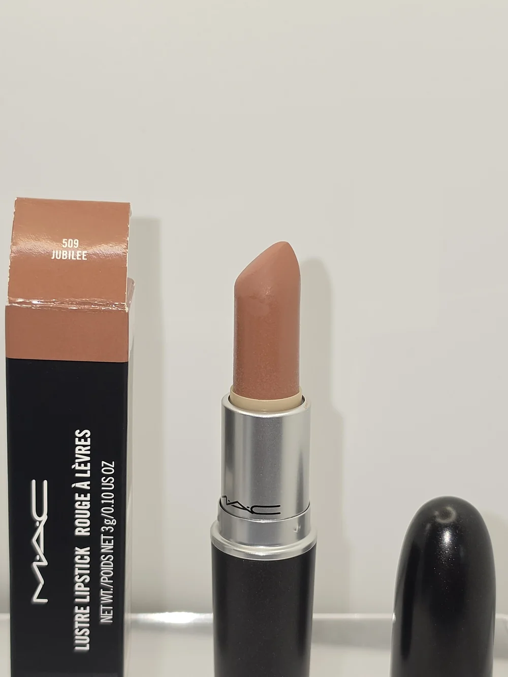 DISCONTINUED MAC Lustre Lipstick - 509 Jubilee